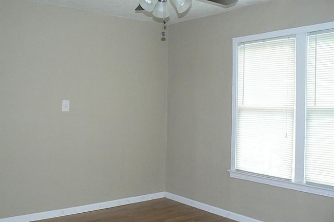 1110 E 27 Th St, House other with 5 bedrooms, 3 bathrooms and 2 parking in Houston TX | Image 26