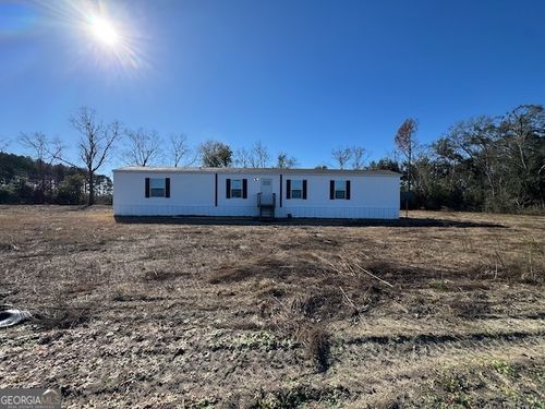 805 Smart Rd, Alma, GA, 31510-4042 | Card Image