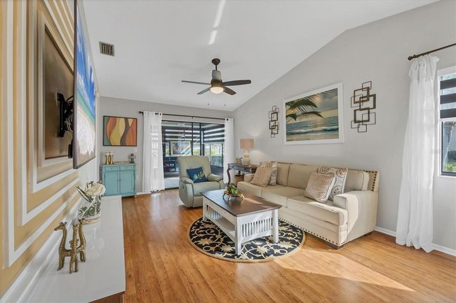 D - 2709 60 Th Avenue Plz N, Condo with 2 bedrooms, 2 bathrooms and null parking in BRADENTON FL | Image 8