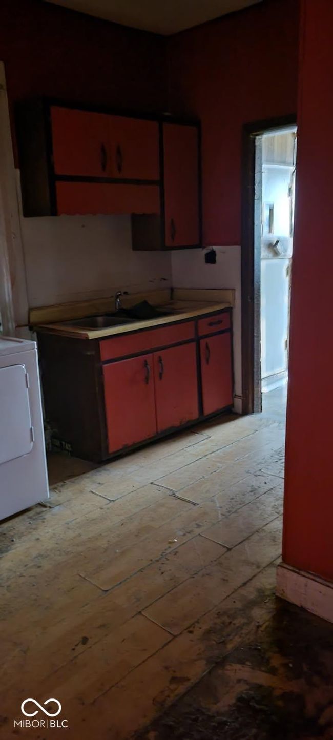 1924 E Maryland St, House other with 2 bedrooms, 1 bathrooms and null parking in Indianapolis IN | Image 21