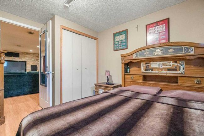 2439 41 Street Se, Home with 4 bedrooms, 2 bathrooms and 5 parking in Calgary AB | Image 33