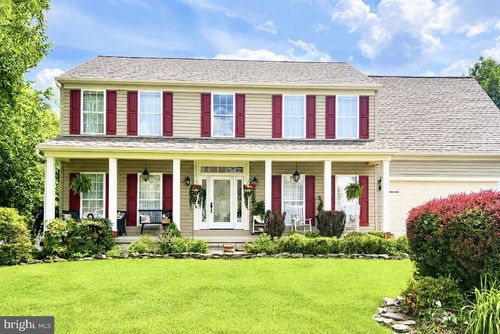 383 El Vista Dr, HANOVER, PA, 17331-8466 | Card Image
