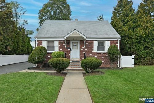 205 Rambler Ave, New Milford, NJ, 07646-2515 | Card Image