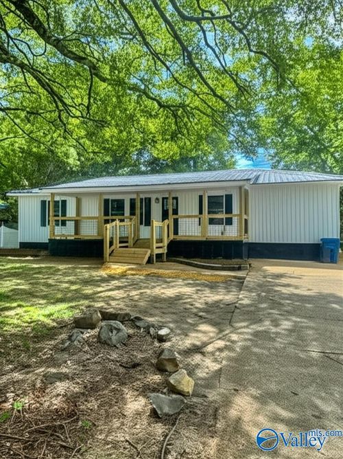 405 Stewart Ave Se, Attalla, AL, 35954-3652 | Card Image