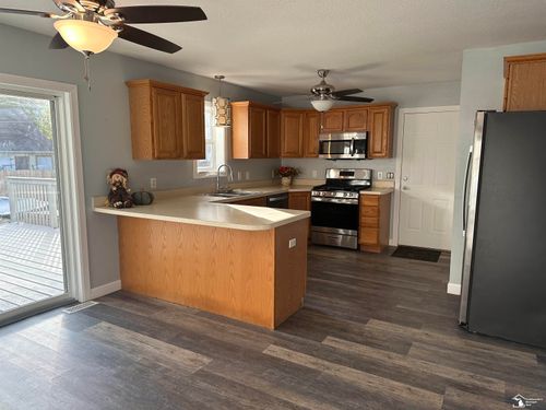 7875 Forrestway Dr, Monroe, MI, 48161-4707 | Card Image