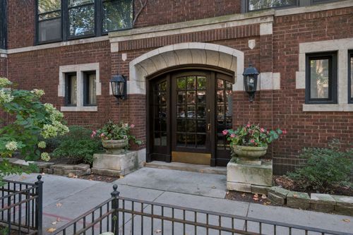 2b-705 Buena Ave, Chicago, IL, 60613-5293 | Card Image