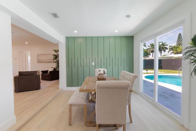 739 Se 11 Th Ave, House other with 3 bedrooms, 2 bathrooms and null parking in Deerfield Beach FL | Image 18