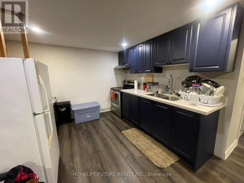 90 Glen Watford Dr, Scarborough, ON, M1S2C7 | Card Image