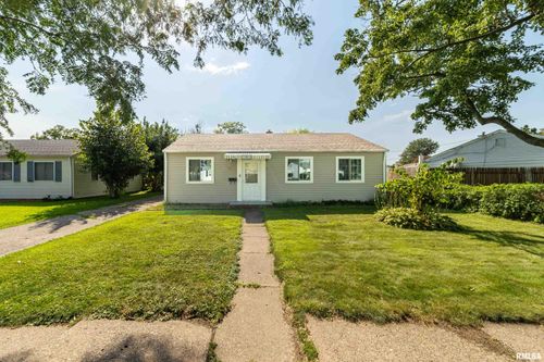 1003 40th St, Moline, IL, 61265-2423 | Card Image