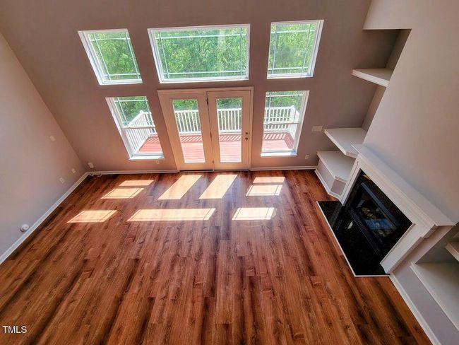 Living Room | Image 5