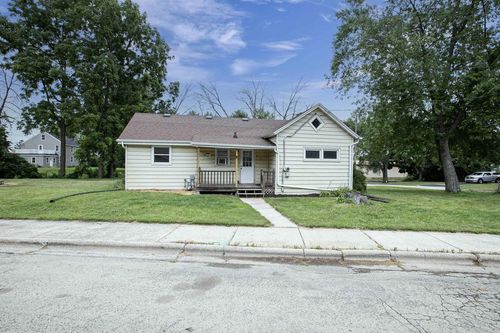 1001 Oviatt Street, KAUKAUNA, WI, 54130 | Card Image