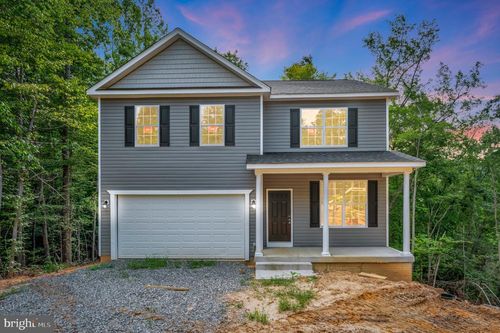 6077 Hamlin Cir, King George, VA, 22485-7163 | Card Image