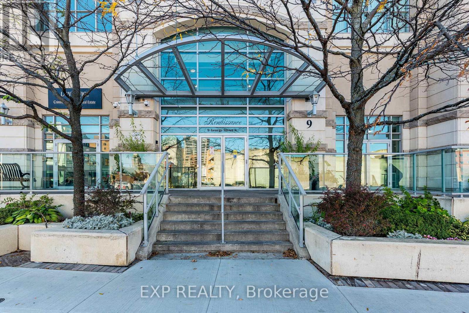 Residential Lease in Brampton (Downtown Brampton) 2