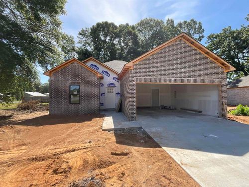 235 Kayla Ln, Lonoke, AR, 72086-2324 | Card Image