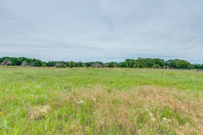 335 Country Rd, Home with 0 bedrooms, 0 bathrooms and null parking in Whitesboro TX | Image 9