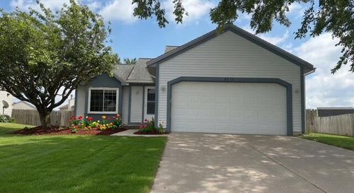 4614 Country Hill Dr, Grand Rapids, MI, 49512-5445 | Card Image