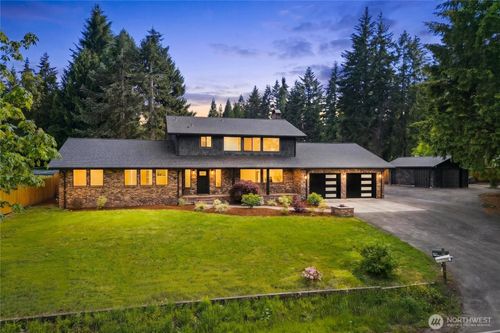3813 27th Ave Se, Olympia, WA, 98501-3372 | Card Image