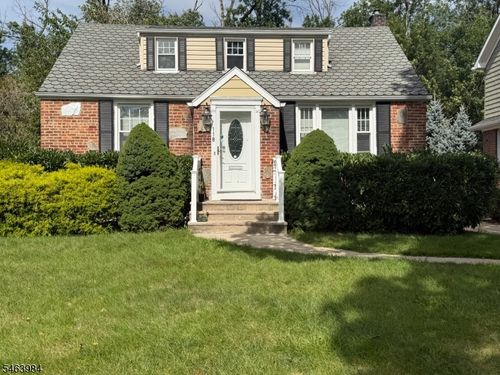 118 3rd St, Dunellen, NJ, 08812-1327 | Card Image