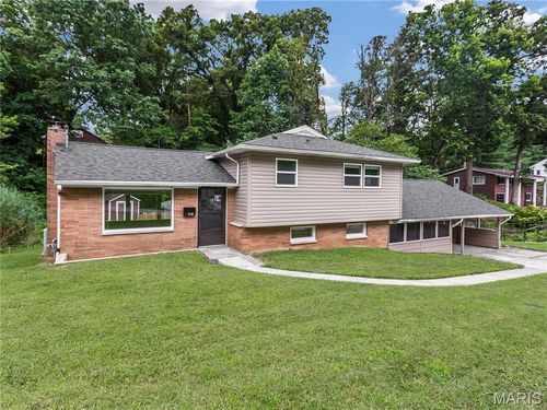 1102 Grand Ave, Edwardsville, IL, 62025-1329 | Card Image