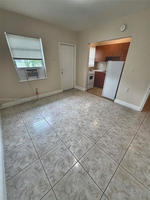 3-698 Ne 85th St, Miami, FL, 33138-3532 | Card Image