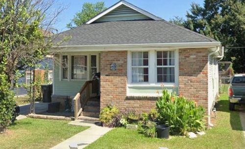 8925 Colapissa St, New Orleans, LA, 70118-2306 | Card Image