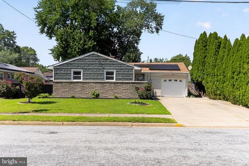 18 Charles Pl, PENNSVILLE, NJ, 08070-2306 | Card Image