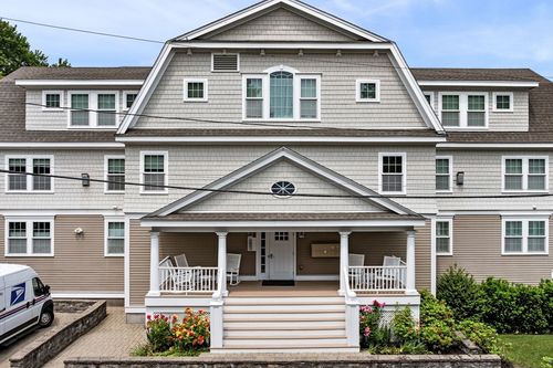 unit-3-100 Burrill St, Swampscott, MA, 01907-1982 | Card Image