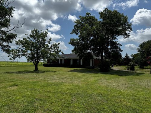 1001 Crisp Rd, Ennis, TX, 75119-2704 | Card Image