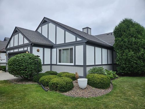 544 W Cumberland Court, Bayside, WI, 53217 | Card Image