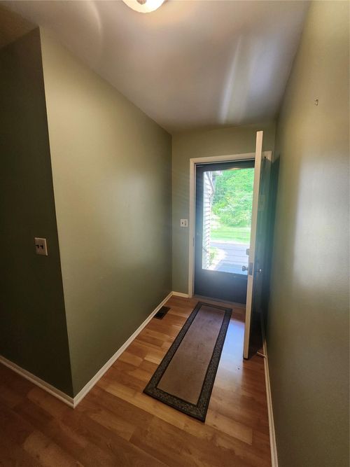 apt-b-108 Village Rd, Yorktown Heights, NY, 10598-1300 | Card Image