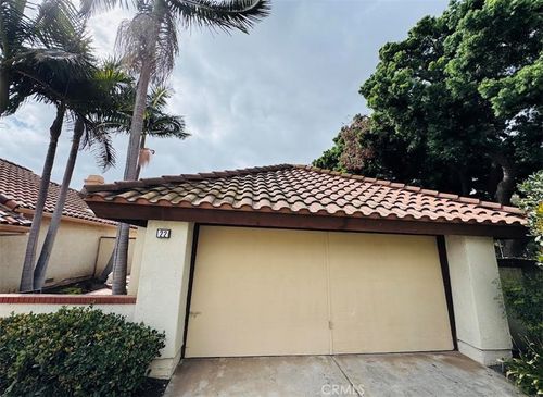 22 Fabriano, Irvine, CA, 92620-2576 | Card Image