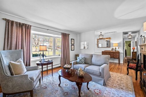 23 Namoth Rd, Wappingers Falls, NY, 12590-3647 | Card Image