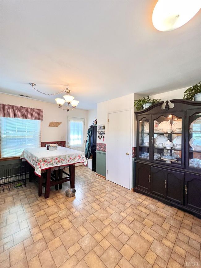 1410 Stevens Cove Rd, House other with 3 bedrooms, 2 bathrooms and null parking in LOVINGSTON VA | Image 12