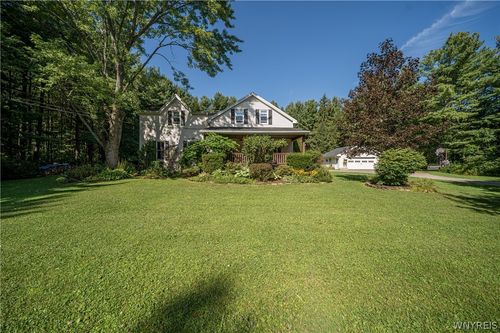 8712 Zimmerman Rd, Hamburg, NY, 14075-7146 | Card Image