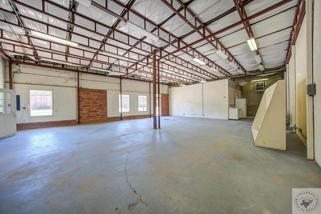 1605 E Avenue A, Home with 0 bedrooms, 0 bathrooms and null parking in Hooks TX | Image 29