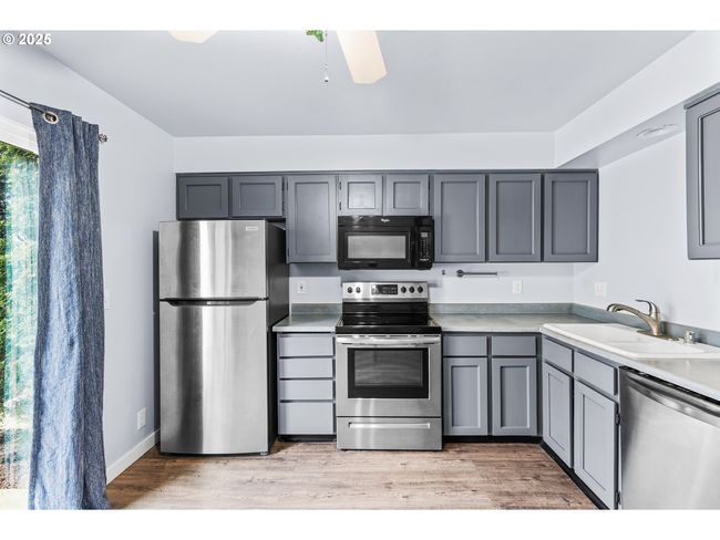 Kitchen | Image 7