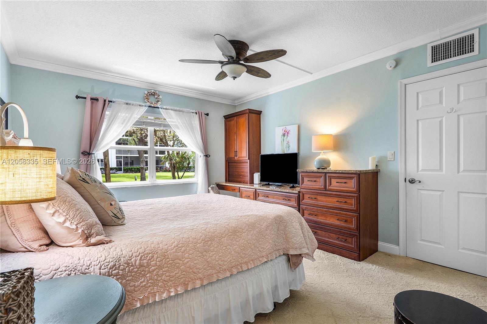 Residential Lease in Lauderdale By The Sea