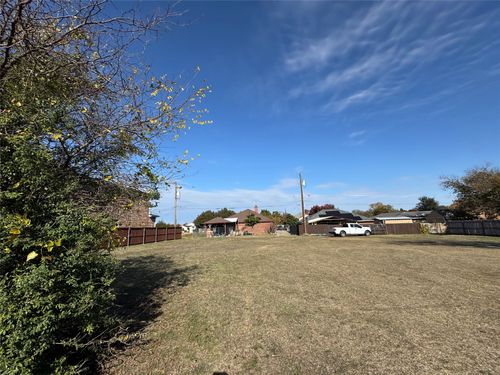 4535 Ginger Ave, Dallas, TX, 75211-4534 | Card Image