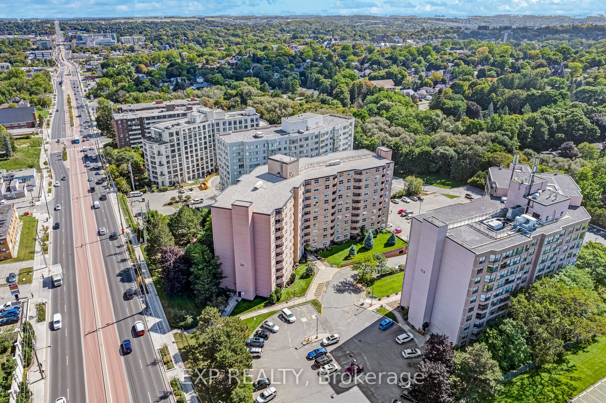 Residential Lease in Newmarket 2