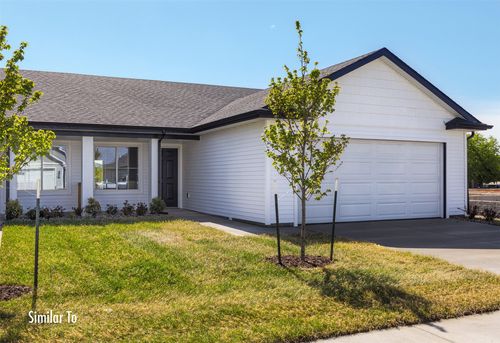 715 Linden St, Carlisle, IA, 50047-8791 | Card Image