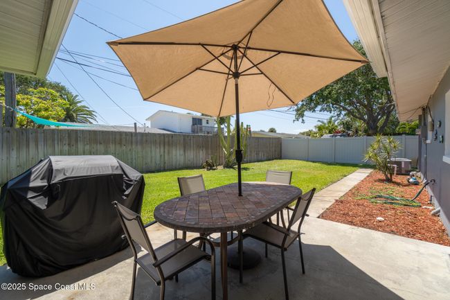 346 Cyprus Dr, House other with 3 bedrooms, 2 bathrooms and null parking in Cocoa Beach FL | Image 33
