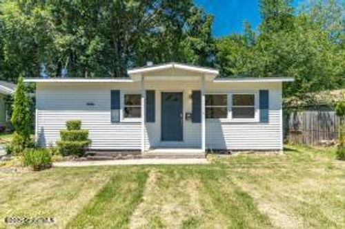 57 Sherwood Dr, Latham, NY, 12110-3500 | Card Image