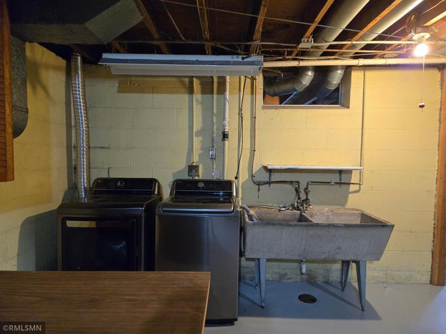 Lower Level Laudry Room | Image 34