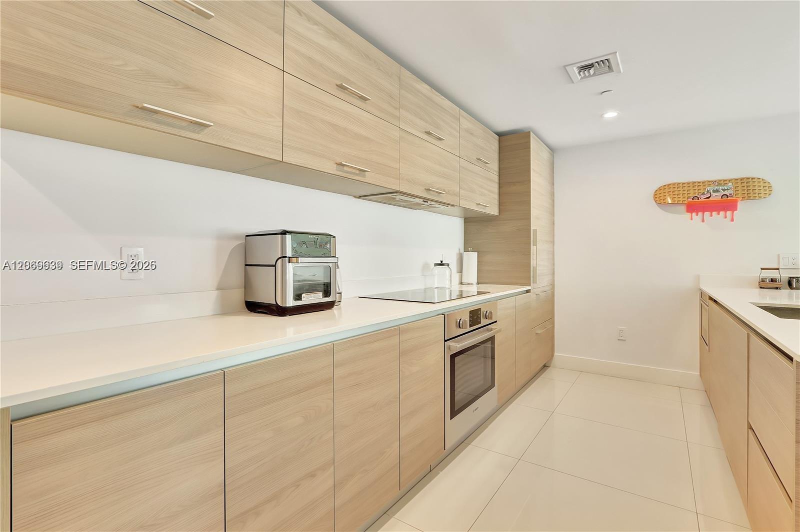 Residential Lease in Miami 3