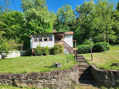 129 Water Street, House other with 2 bedrooms, 1 bathrooms and 2 parking in Kiskiminetas Twp PA | Image 1