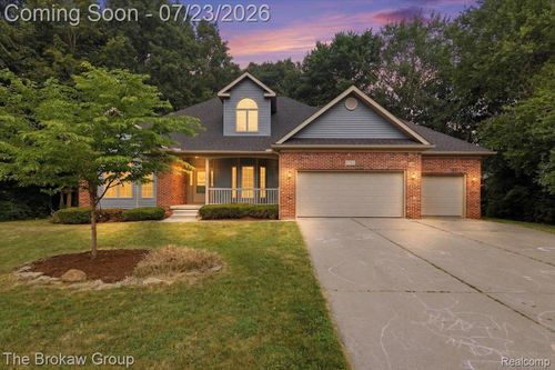 10261 Coachman Ct, Davison, MI, 48423-1481 | Card Image