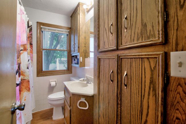 Main Level Bathroom | Image 12