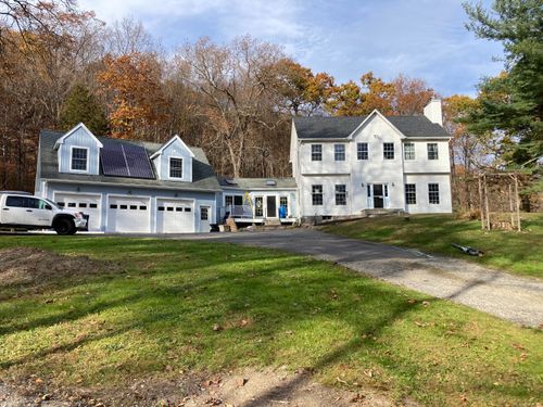 68 E Village Rd, Monroe, CT, 06468-1930 | Card Image