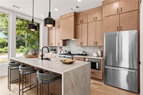 a-215 Flora Ave Ne, Atlanta, GA, 30307-2715 | Card Image