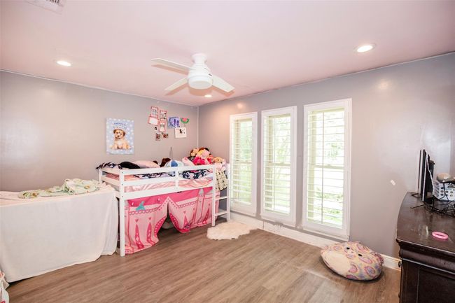 Secondary bedroom | Image 19